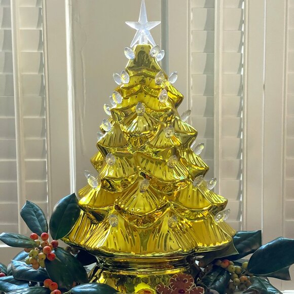 Vintage-Inspired 14" Gold Christmas Tree -CHILD-FRIENDLY ACRYLIC !(RETIRED) NWT - Picture 4 of 14
